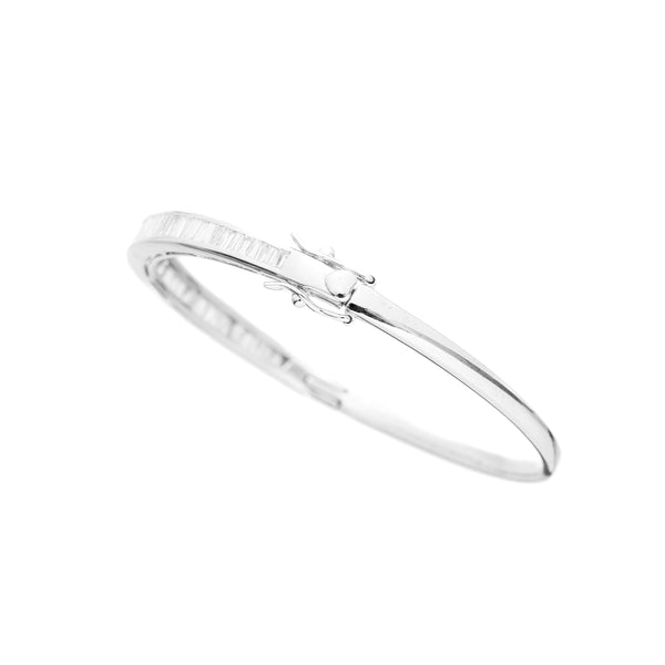 K18WG Diamond Bangle