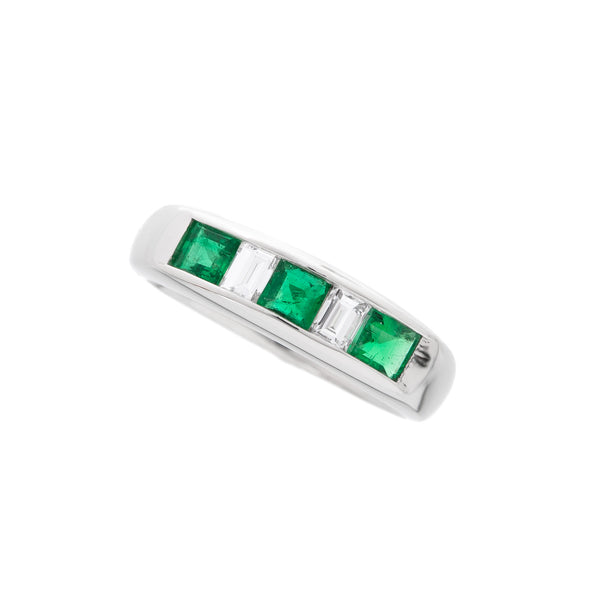 Pt900 Emerald R