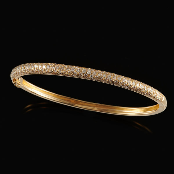 K18 Diamond Bangle